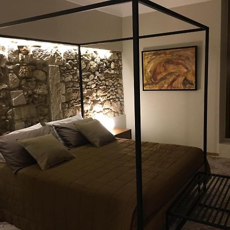 Il Fuoco Di Archimede - Ortigia Apartment Syracuse Ngoại thất bức ảnh