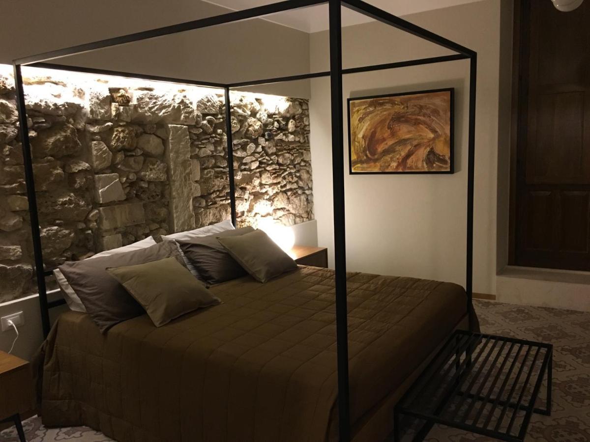 Il Fuoco Di Archimede - Ortigia Apartment Syracuse Ngoại thất bức ảnh