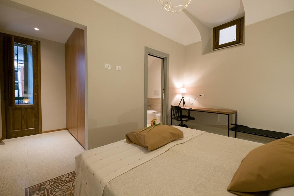 Il Fuoco Di Archimede - Ortigia Apartment Syracuse Ngoại thất bức ảnh