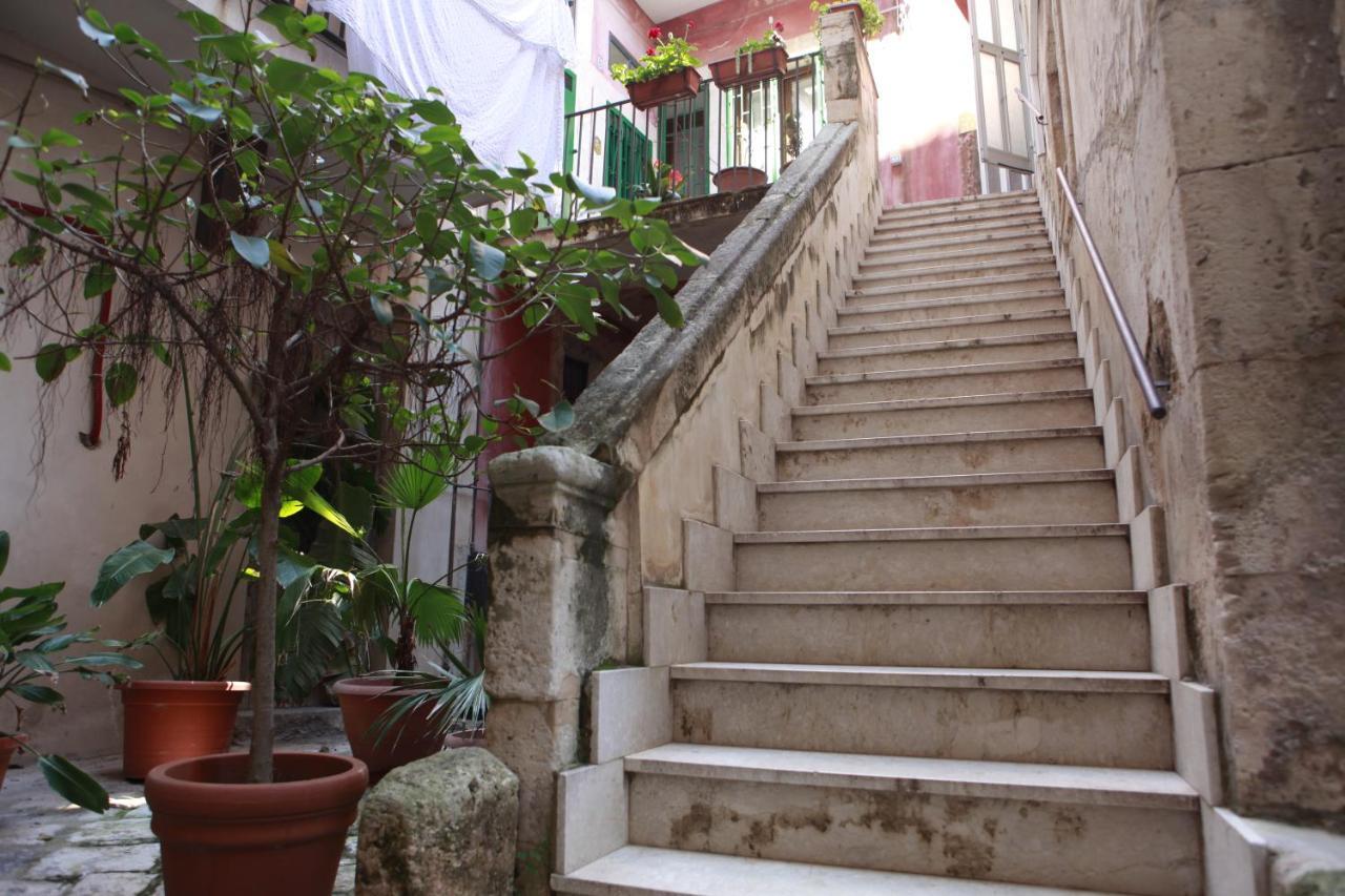Il Fuoco Di Archimede - Ortigia Apartment Syracuse Ngoại thất bức ảnh